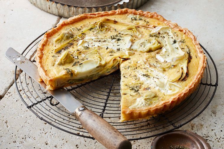 Goat's cheese, leek and artichoke quiche